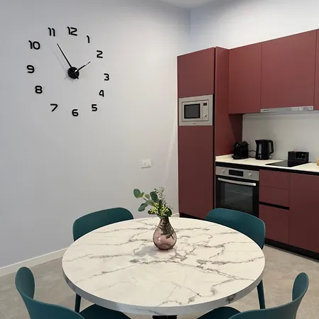 Apartment Malilla Park Lux *