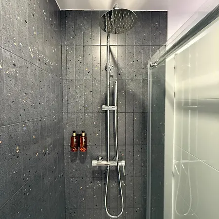 Malilla Park Lux Apartamento